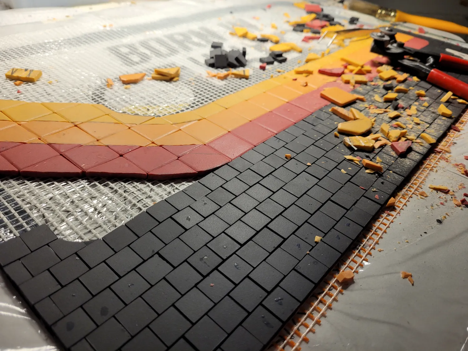 Réalisation de la cassette en mosaïque "Born in 1992"